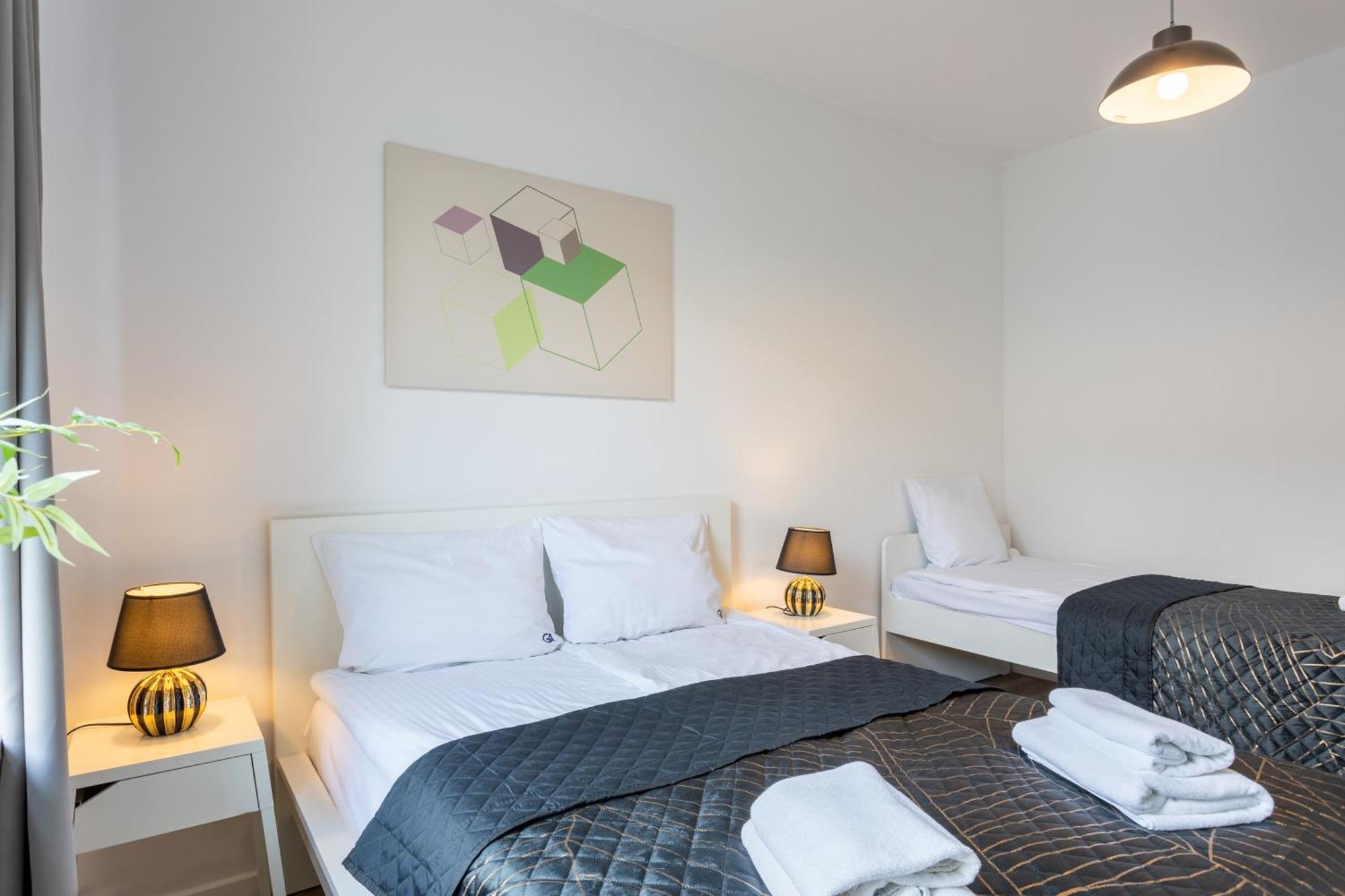 Urban Chic - Pereca - Rondo Onz - Luxury Warsaw Stays - 14 People Екстер'єр фото